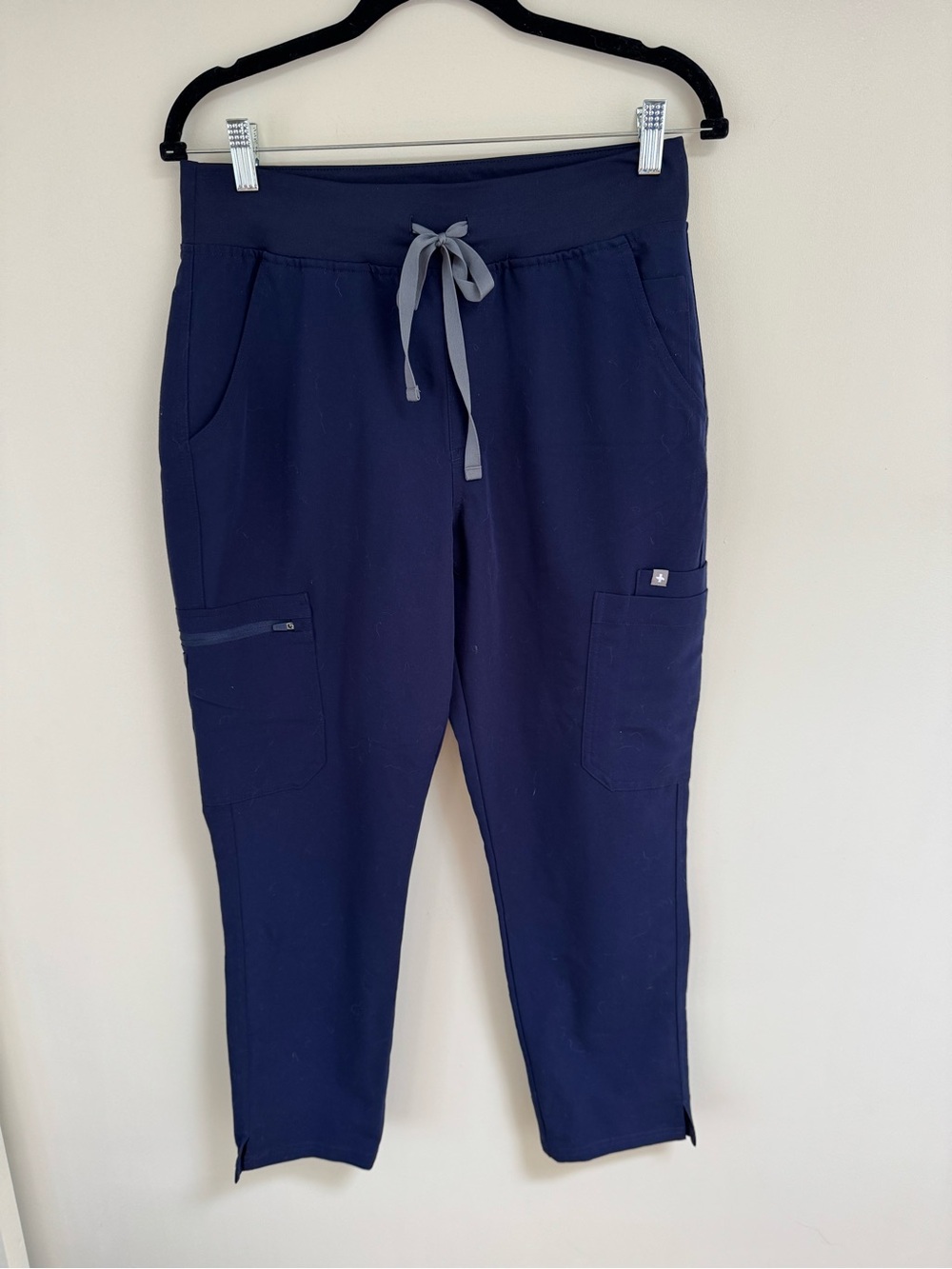 Yola High-Rise Slim Scrub Pant™ 2.0 - M - Petite / Navy